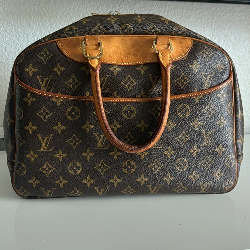 Louis Vuitton💛